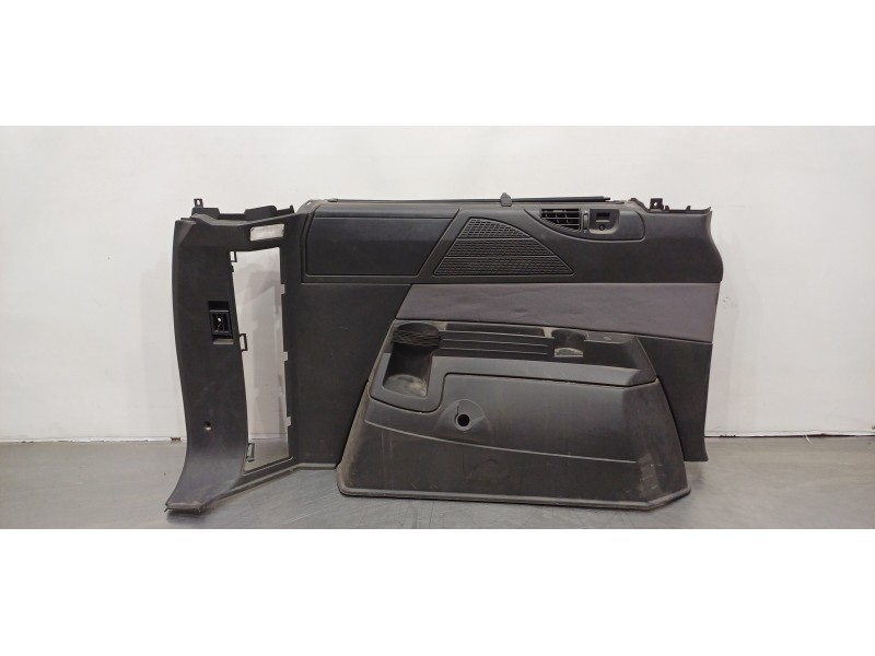 Recambio de guarnecido porton trasero para peugeot 807 st pack referencia OEM IAM 746787 1483360077 