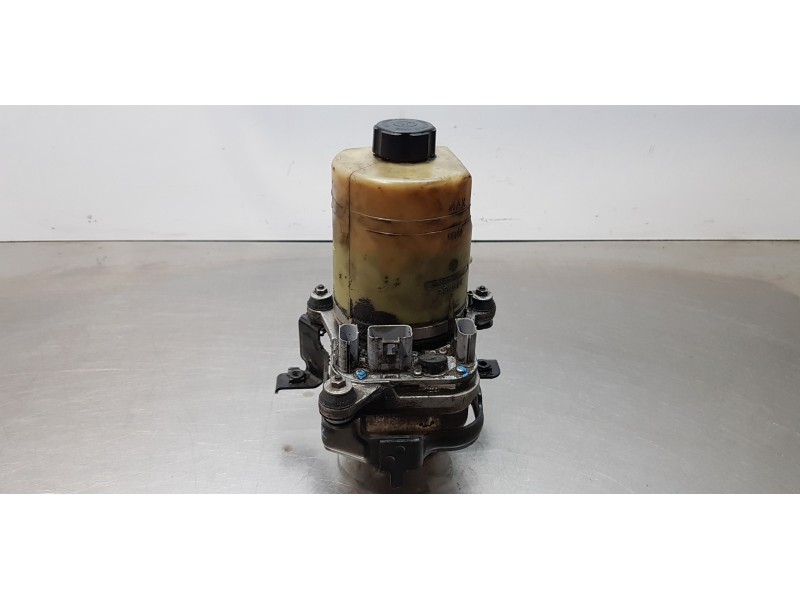 Recambio de bomba direccion para ford focus c-max (cap) ghia (d) referencia OEM IAM 4M513K514AD  