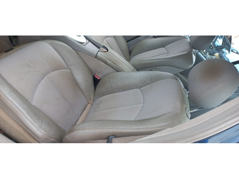 mercedes clase e (w211) berlina del año 2002