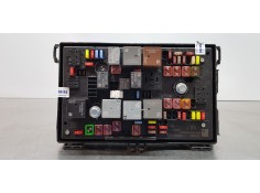 Recambio de caja reles / fusibles para opel zafira tourer edition referencia OEM IAM 13368639