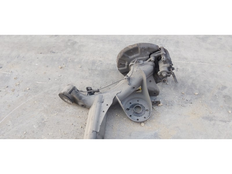 Recambio de puente trasero para kia carens ( ) basic referencia OEM IAM 55100A4560  