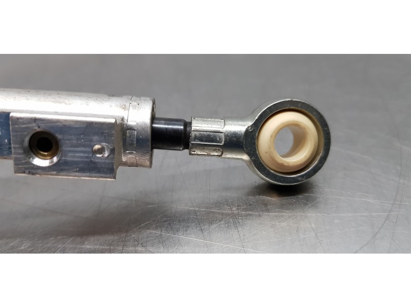 Recambio de amortiguadores maletero / porton para bmw serie 3 cabrio (e93) 320i referencia OEM IAM 54377183320   Recambio de amortiguadores maletero / porton para bmw serie 3 cabrio (e93) 320i referencia OEM IAM 54377183320