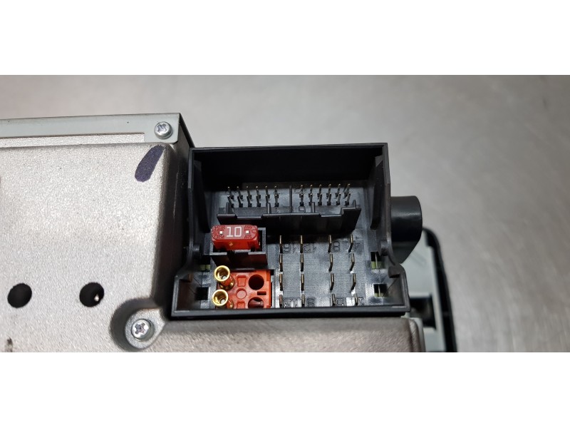 Recambio de sistema audio / radio cd para mercedes clase r (w251) 320 cdi (251.022) referencia OEM IAM A2518209489  