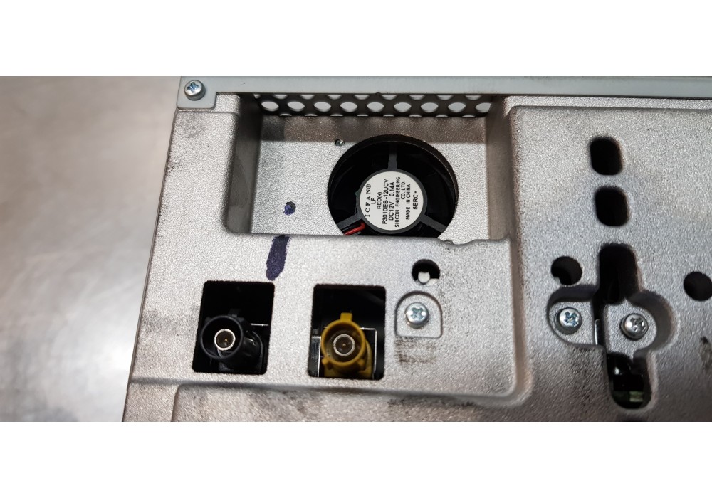 Recambio de sistema audio / radio cd para mercedes clase r (w251) 320 cdi (251.022) referencia OEM IAM A2518209489  