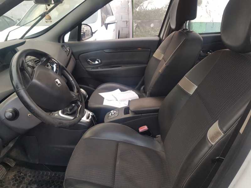 renault scenic iii del año 2014