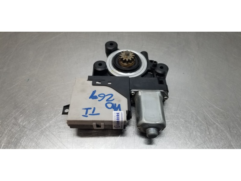 Recambio de motor elevalunas trasero izquierdo para ford kuga (cbv) titanium referencia OEM IAM 1767046 7M5T14B534AD 7M5T14D218Y Recambio de motor elevalunas trasero izquierdo para ford kuga (cbv) titanium referencia OEM IAM 1767046 7M5T14B534AD 7M5T14D218Y