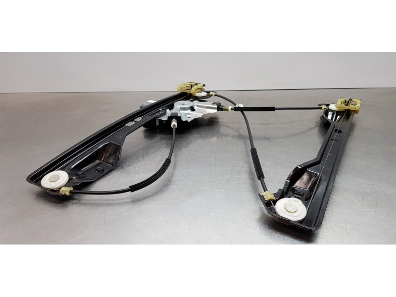 Recambio de elevalunas delantero izquierdo para opel zafira tourer edition referencia OEM IAM 13369285 13260137  Recambio de elevalunas delantero izquierdo para opel zafira tourer edition referencia OEM IAM 13369285 13260137