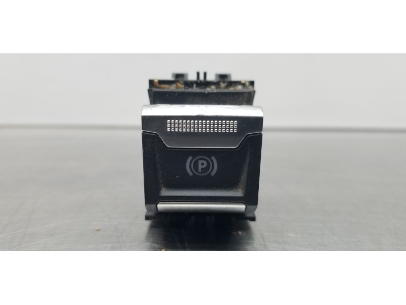 Recambio de freno de mano electrico para peugeot 3008 allure referencia OEM IAM 9810593577  