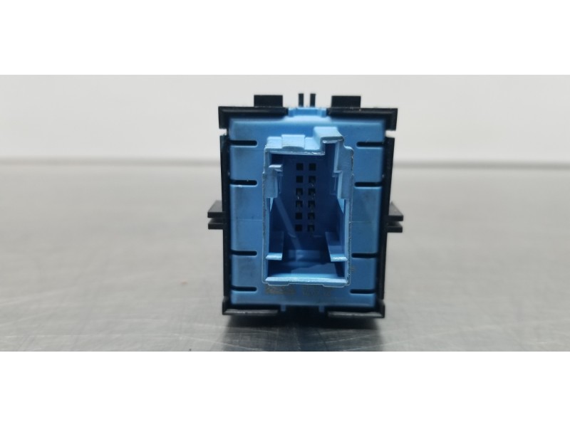 Recambio de freno de mano electrico para peugeot 3008 allure referencia OEM IAM 9810593577  