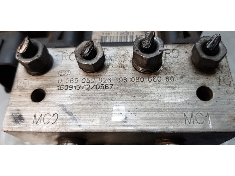 Recambio de abs para peugeot 5008 allure referencia OEM IAM 9808066080  