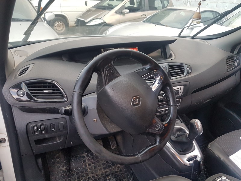 renault scenic iii del año 2014