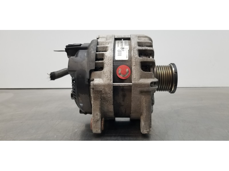 Recambio de alternador para renault scenic iv grand zen referencia OEM IAM 231004742R  