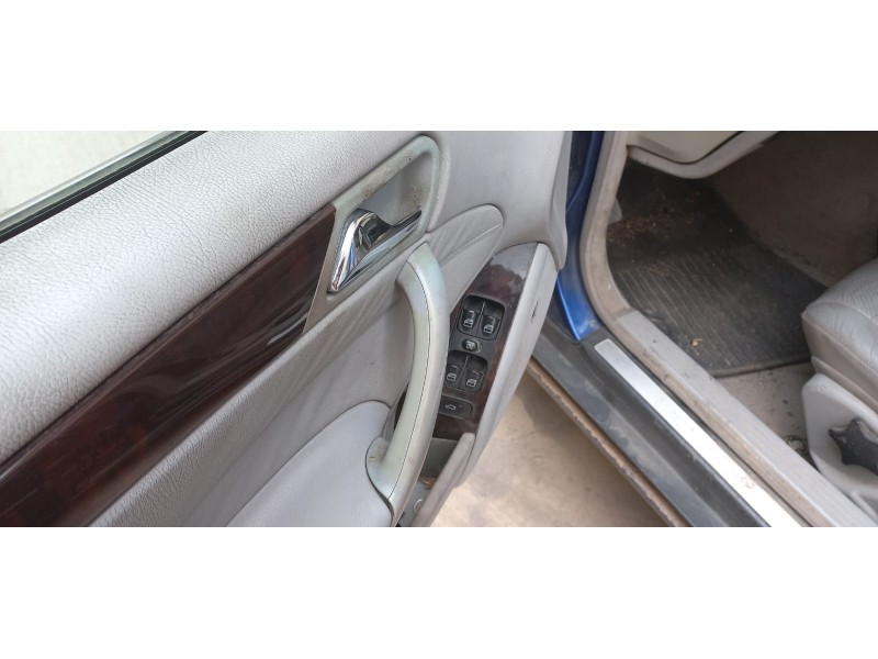 mercedes clase c (w203) berlina del año 2004