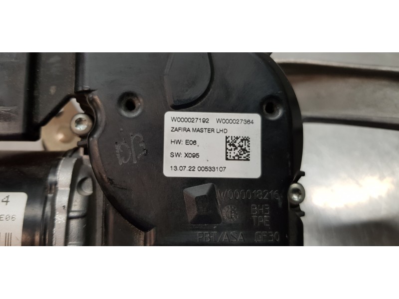 Recambio de motor limpia delantero para opel zafira tourer edition referencia OEM IAM 39060840 13262435  Recambio de motor limpia delantero para opel zafira tourer edition referencia OEM IAM 39060840 13262435