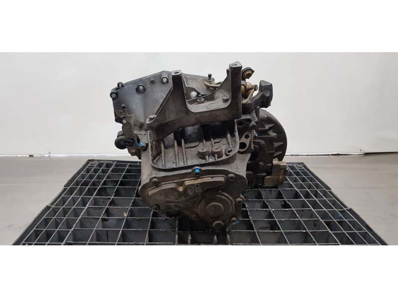 Recambio de caja cambios para peugeot 407 sw st sport referencia OEM IAM 20MB02  