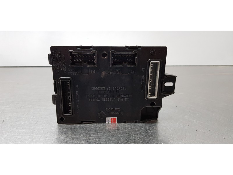 Recambio de modulo electronico para renault captur limited referencia OEM IAM 284B14456R   Recambio de modulo electronico para renault captur limited referencia OEM IAM 284B14456R