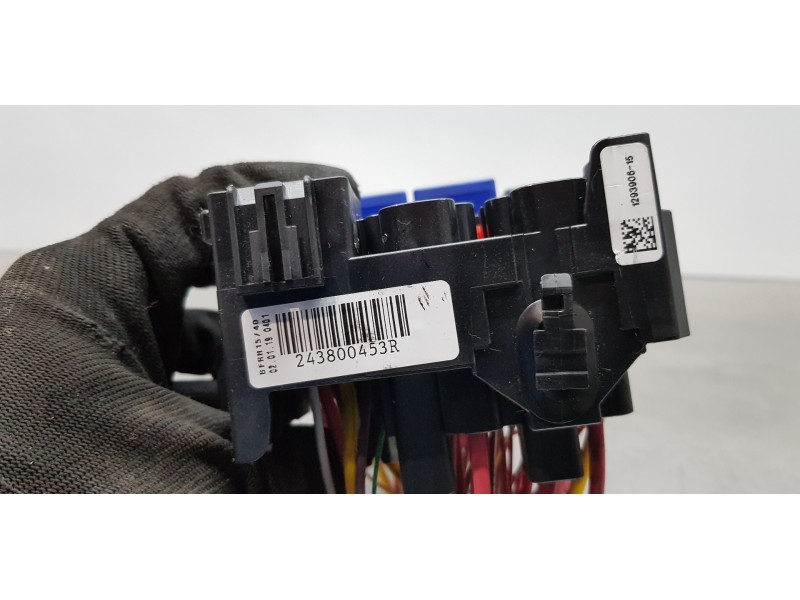 Recambio de caja reles / fusibles para renault scenic iv grand zen referencia OEM IAM 243800453R  