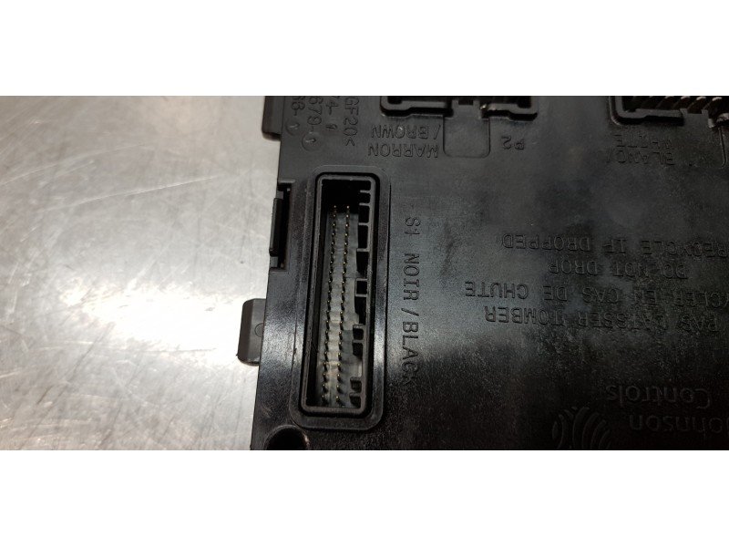 Recambio de modulo electronico para renault captur limited referencia OEM IAM 284B14456R   Recambio de modulo electronico para renault captur limited referencia OEM IAM 284B14456R