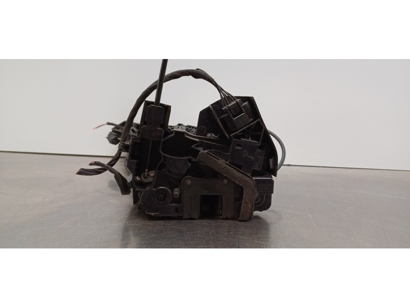 Recambio de cerradura puerta trasera derecha para renault scenic iv grand zen referencia OEM IAM 825023014R 825022335R 