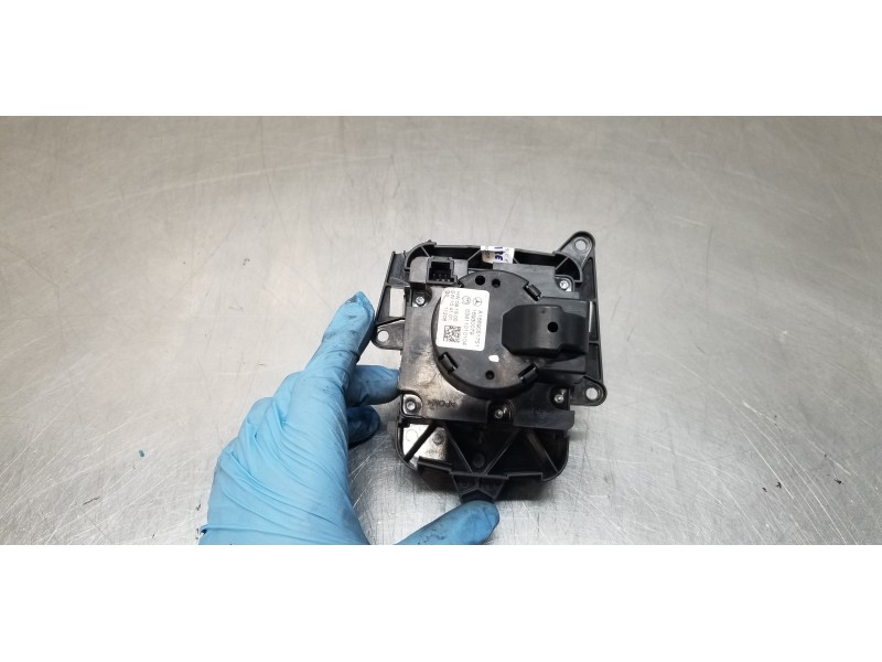 Recambio de interruptor para mercedes clase m (w166) ml 350 bluetec (166.004) referencia OEM IAM A1669051751  