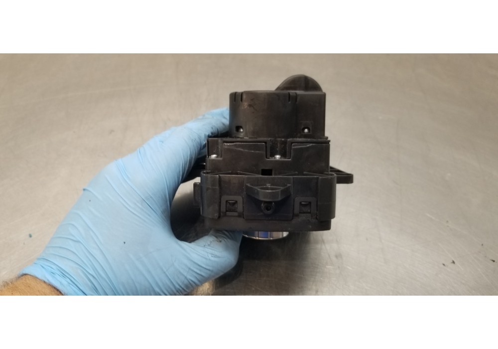 Recambio de interruptor para mercedes clase m (w166) ml 350 bluetec (166.004) referencia OEM IAM A1669051751  