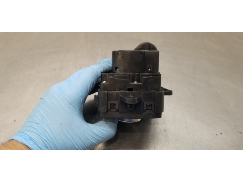 Recambio de interruptor para mercedes clase m (w166) ml 350 bluetec (166.004) referencia OEM IAM A1669051751  