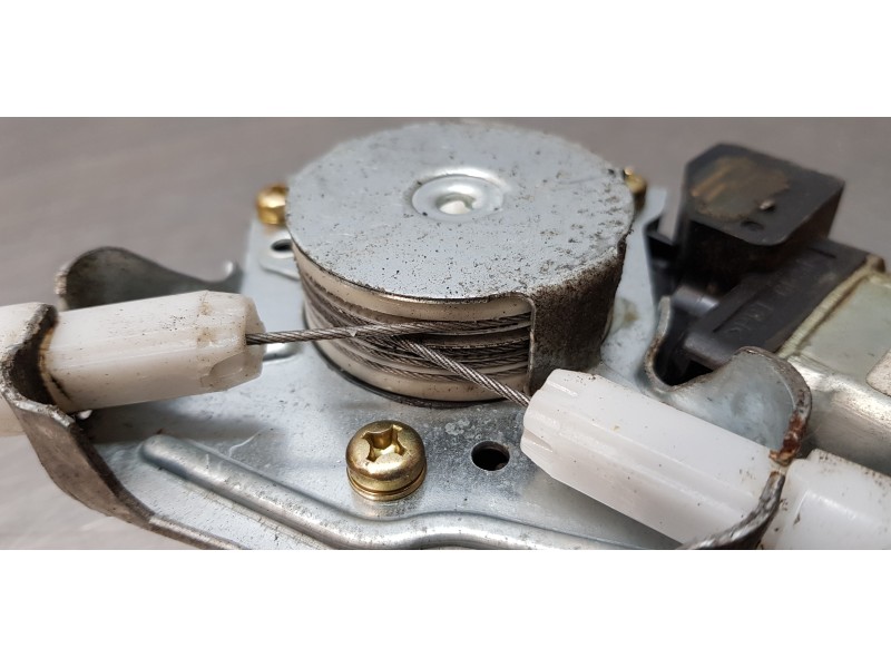 Recambio de elevalunas trasero izquierdo para nissan murano (z50) básico referencia OEM IAM 8073189915   Recambio de elevalunas trasero izquierdo para nissan murano (z50) básico referencia OEM IAM 8073189915