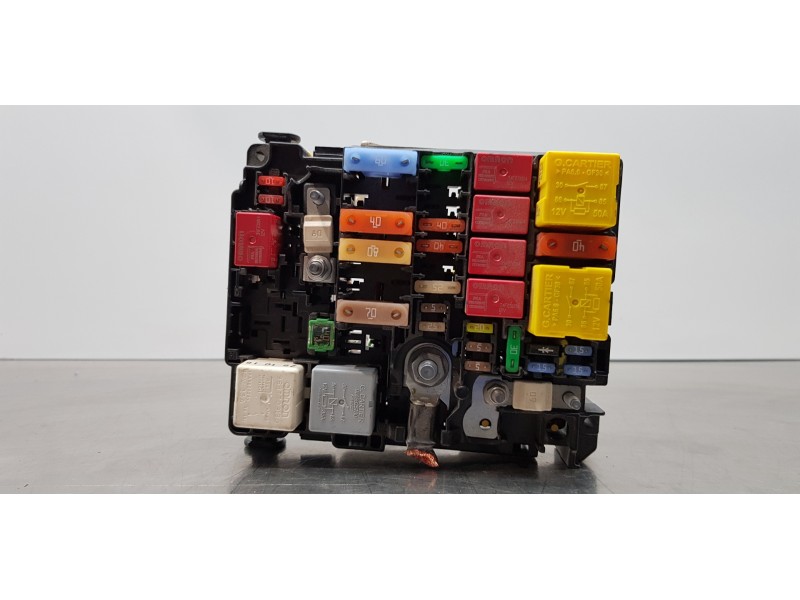 Recambio de caja reles / fusibles para peugeot 3008 active referencia OEM IAM 9804846880   Recambio de caja reles / fusibles para peugeot 3008 active referencia OEM IAM 9804846880