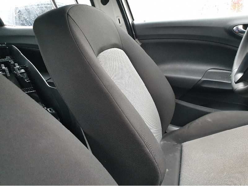 seat ibiza (6j5) del año 2015