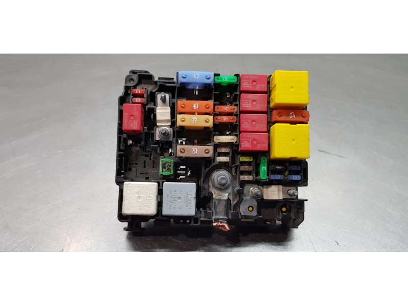 Recambio de caja reles / fusibles para peugeot 3008 active referencia OEM IAM 9804846880   Recambio de caja reles / fusibles para peugeot 3008 active referencia OEM IAM 9804846880