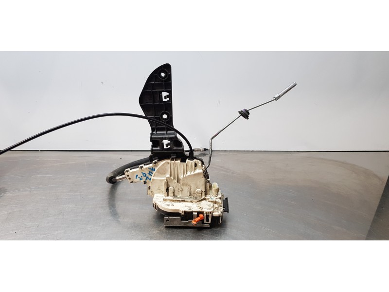 Recambio de cerradura puerta delantera izquierda para fiat freemont (345) basis referencia OEM IAM P04589913AD   Recambio de cerradura puerta delantera izquierda para fiat freemont (345) basis referencia OEM IAM P04589913AD