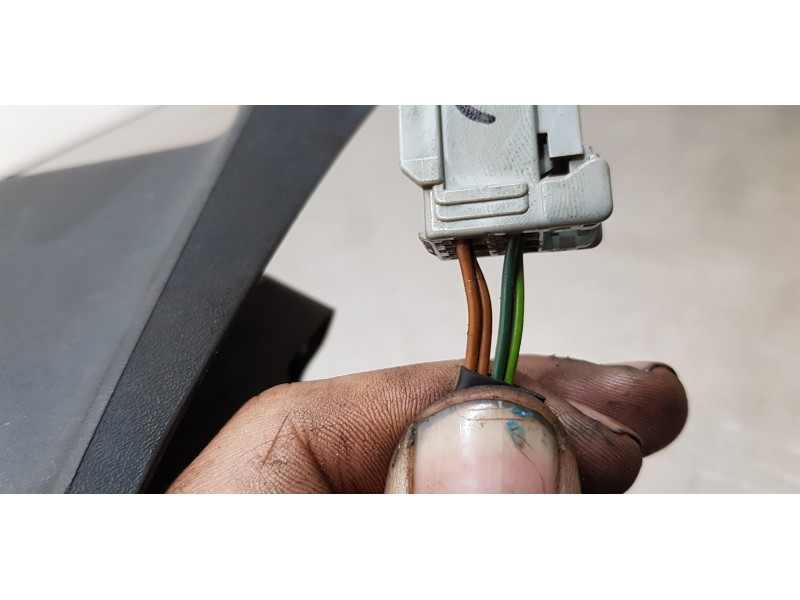 Recambio de retrovisor izquierdo para ford focus berlina (cap) ambiente (d) referencia OEM IAM 4M5117683JA  