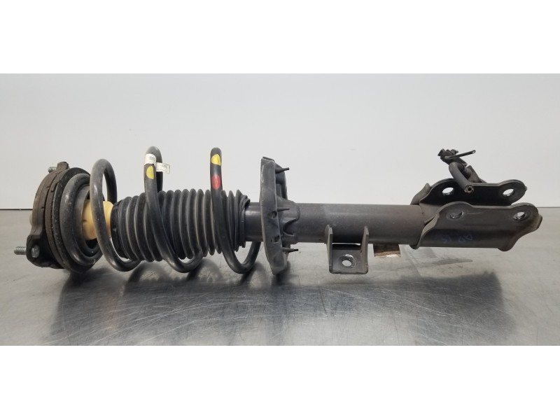 Recambio de amortiguador delantero izquierdo para hyundai tucson klass referencia OEM IAM 54650N7000  