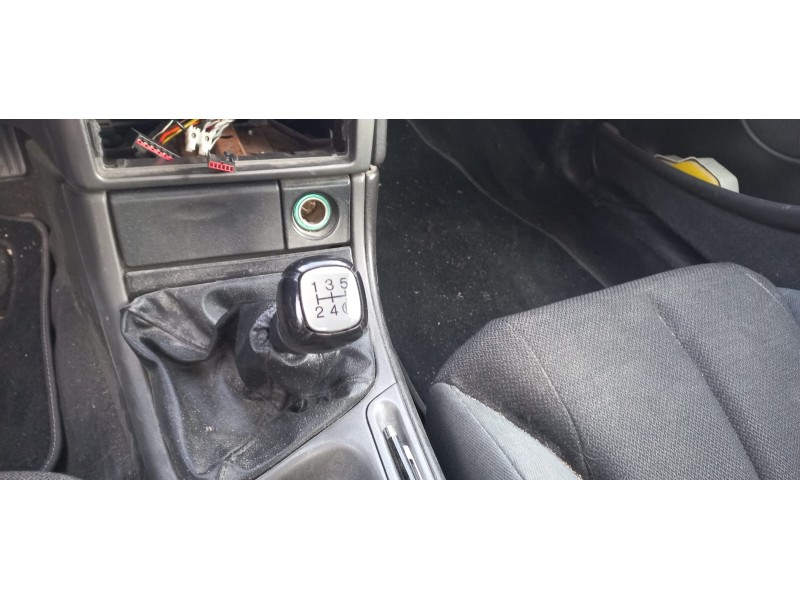 ford cougar (mc) del año 1999