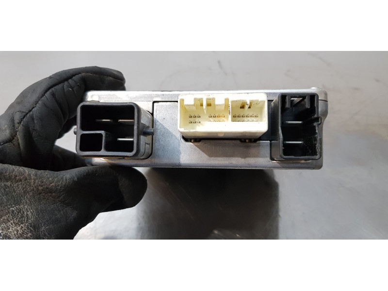 Recambio de modulo electronico para toyota rav 4 (a3) sol referencia OEM IAM 8965042040  