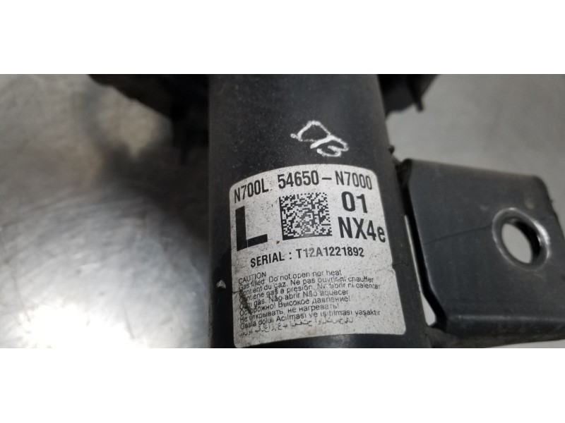 Recambio de amortiguador delantero izquierdo para hyundai tucson klass referencia OEM IAM 54650N7000  