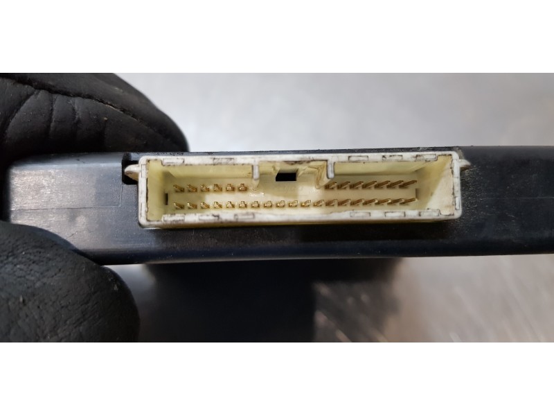 Recambio de modulo electronico para toyota rav 4 (a3) sol referencia OEM IAM 8963042010  