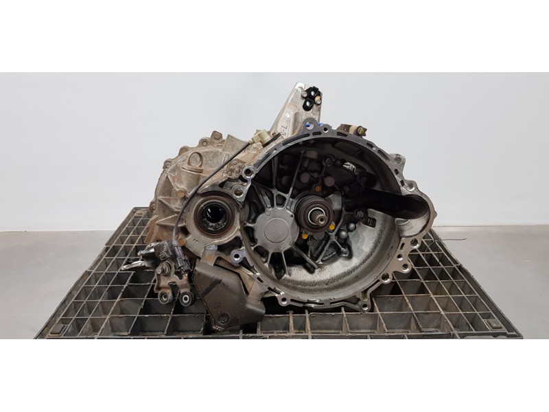 Recambio de caja cambios para hyundai tucson klass referencia OEM IAM 4300032AH8 4311132401 M56CF31