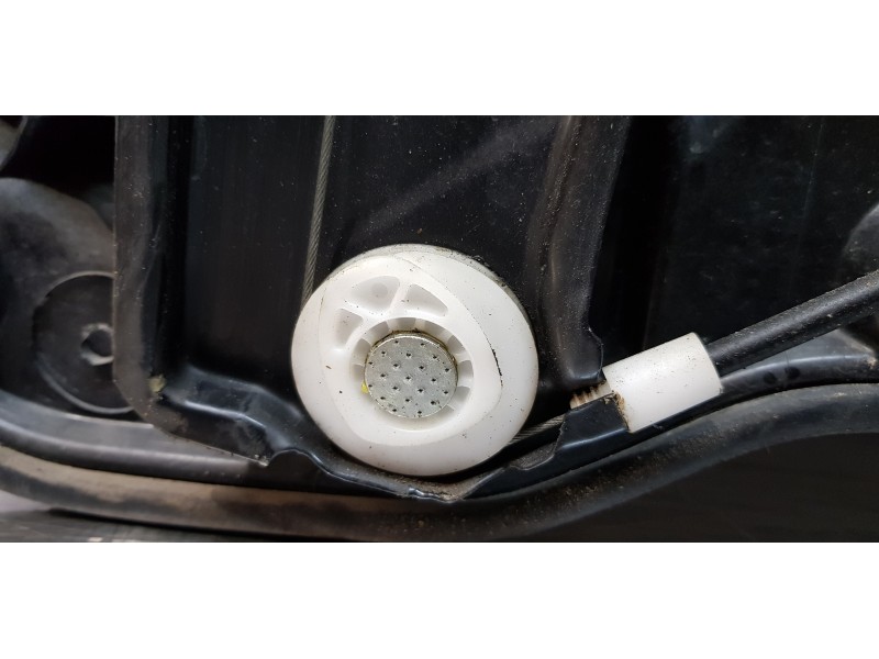 Recambio de elevalunas delantero izquierdo para fiat freemont (345) basis referencia OEM IAM K68103379AA  