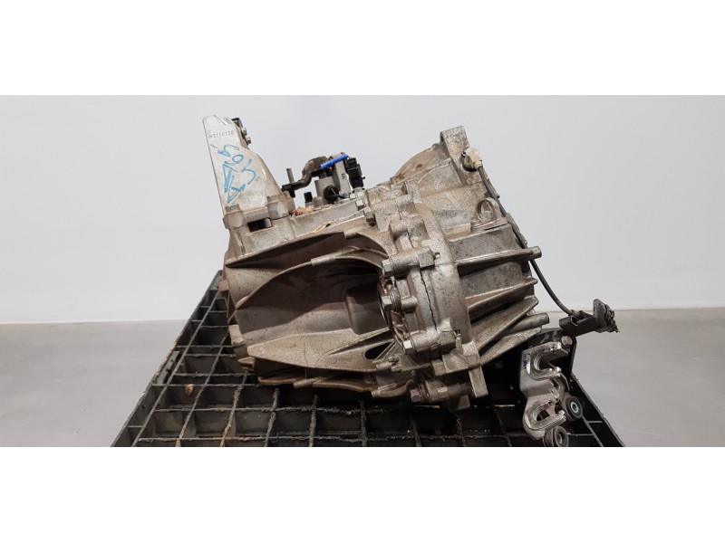 Recambio de caja cambios para hyundai tucson klass referencia OEM IAM 4300032AH8 4311132401 M56CF31