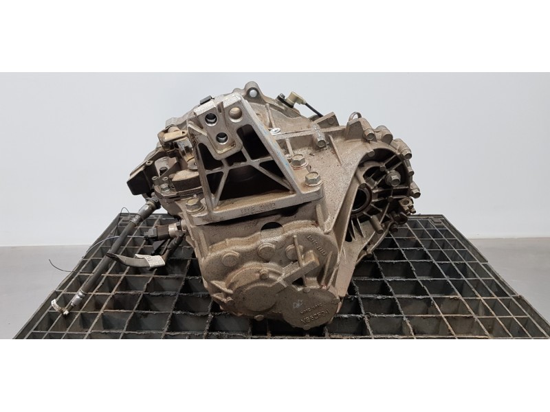 Recambio de caja cambios para hyundai tucson klass referencia OEM IAM 4300032AH8 4311132401 M56CF31