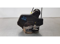 Recambio de cerradura puerta trasera derecha para toyota corolla verso (e12) 1.8 linea sol referencia OEM IAM 6905013090  