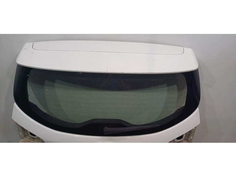 Recambio de porton trasero para kia carens ( ) basic referencia OEM IAM 73700A4040  