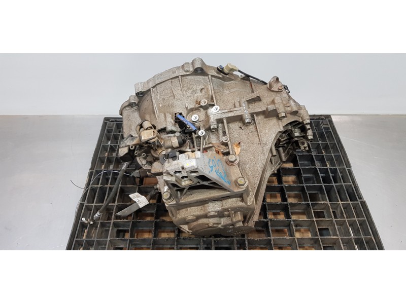 Recambio de caja cambios para hyundai tucson klass referencia OEM IAM 4300032AH8 4311132401 M56CF31