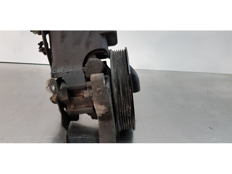 Recambio de bomba direccion para bmw serie 3 compact (e46) 320td referencia OEM IAM 32416756575   Recambio de bomba direccion para bmw serie 3 compact (e46) 320td referencia OEM IAM 32416756575