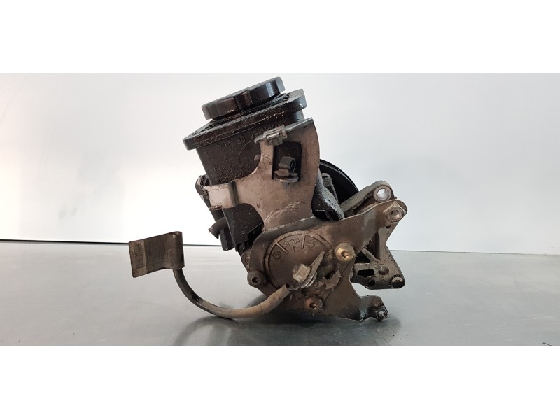 Recambio de bomba direccion para bmw serie 3 compact (e46) 320td referencia OEM IAM 32416756575   Recambio de bomba direccion para bmw serie 3 compact (e46) 320td referencia OEM IAM 32416756575