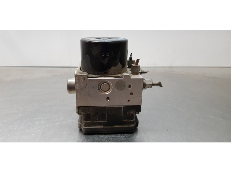 Recambio de abs para chrysler 300 c 3.0 crd referencia OEM IAM P04779492AJ   Recambio de abs para chrysler 300 c 3.0 crd referencia OEM IAM P04779492AJ