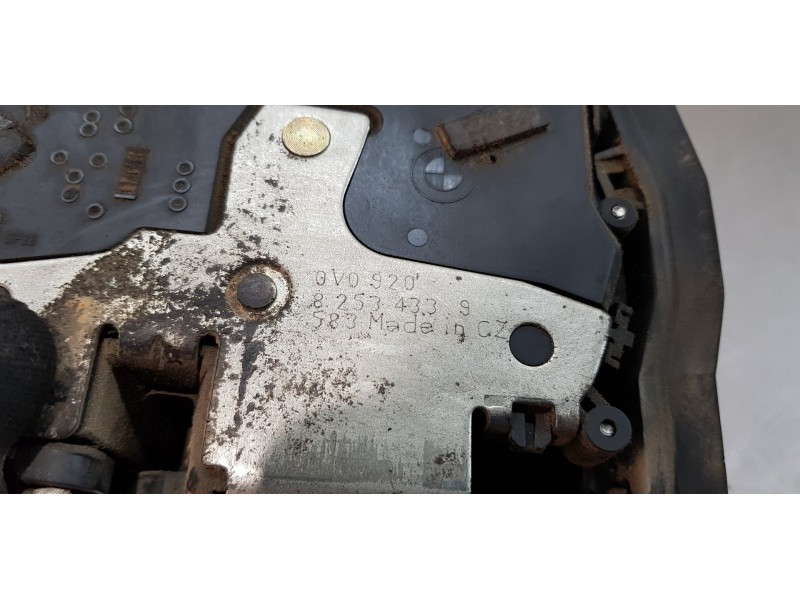 Recambio de cerradura puerta delantera derecha para bmw serie 3 compact (e46) 320td referencia OEM IAM 51218253433   Recambio de cerradura puerta delantera derecha para bmw serie 3 compact (e46) 320td referencia OEM IAM 51218253433