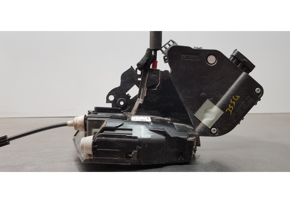 Recambio de cerradura puerta delantera derecha para land rover discovery sport pure referencia OEM IAM LR078707 FK72203A28EE CPL