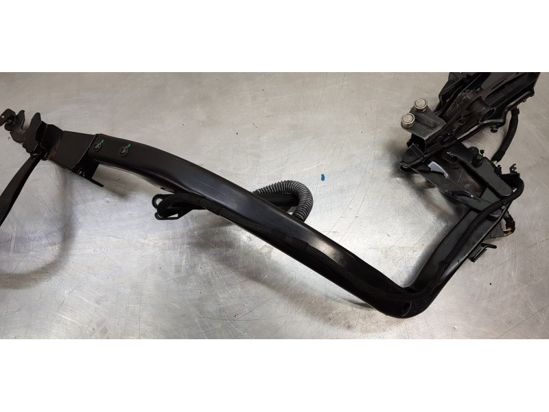 Recambio de moldura para bmw serie 3 cabrio (e93) 320i referencia OEM IAM 54377203116   Recambio de moldura para bmw serie 3 cabrio (e93) 320i referencia OEM IAM 54377203116